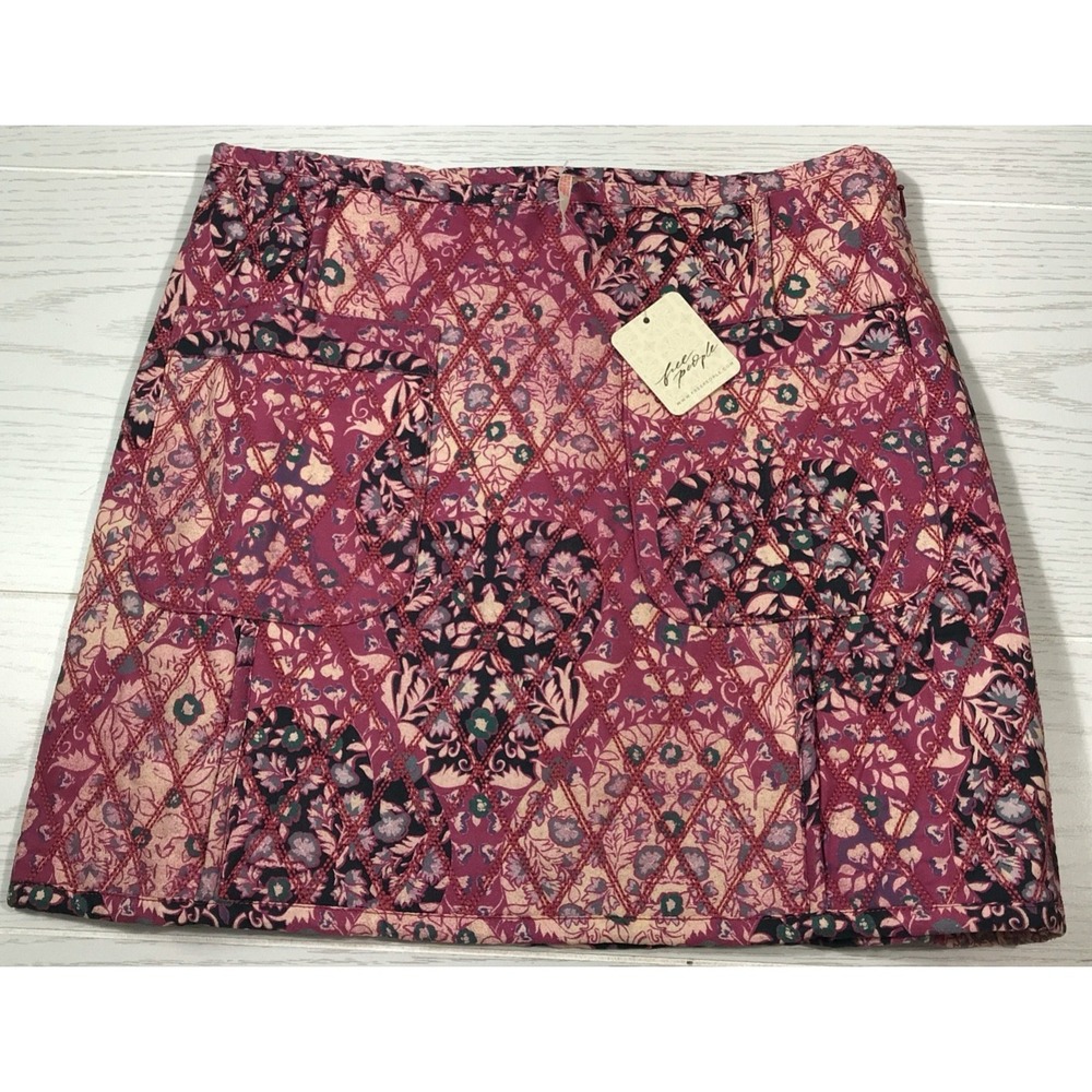 Free People Floral Mini Skirt Size 4 Rose Pink Tapestry Quilted Front Pocket New